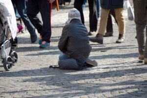 mendicante_vangelo_domenica100722