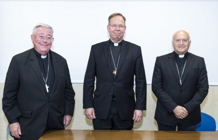 vescovi ucarini