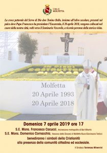monumento papa francesco molfetta